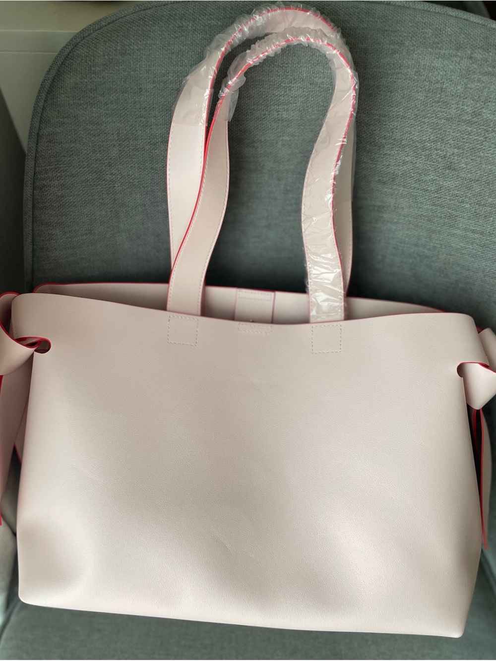 New Elizabeth Arden Classic Pale Pink Tote Bag for Women 15”W x10”H x 6 1/4”D